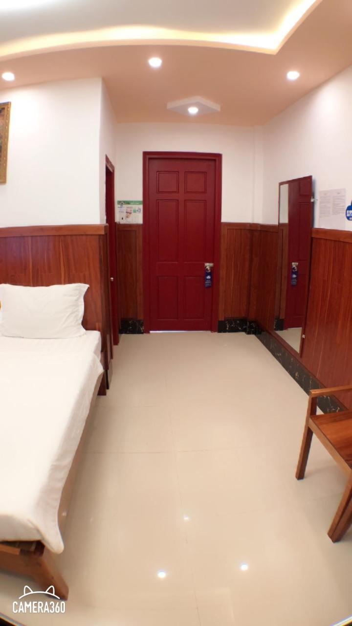 Ha Phat Hotel Duong Dong  Extérieur photo