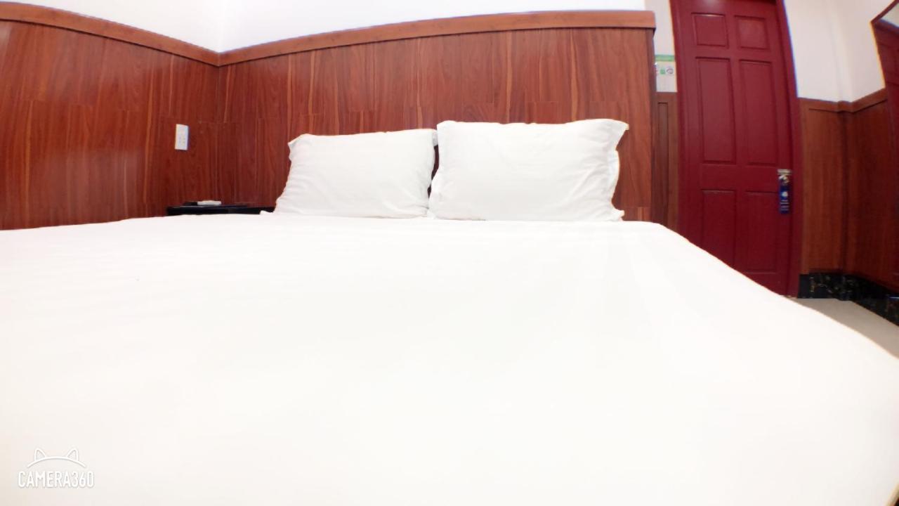 Ha Phat Hotel Duong Dong  Extérieur photo