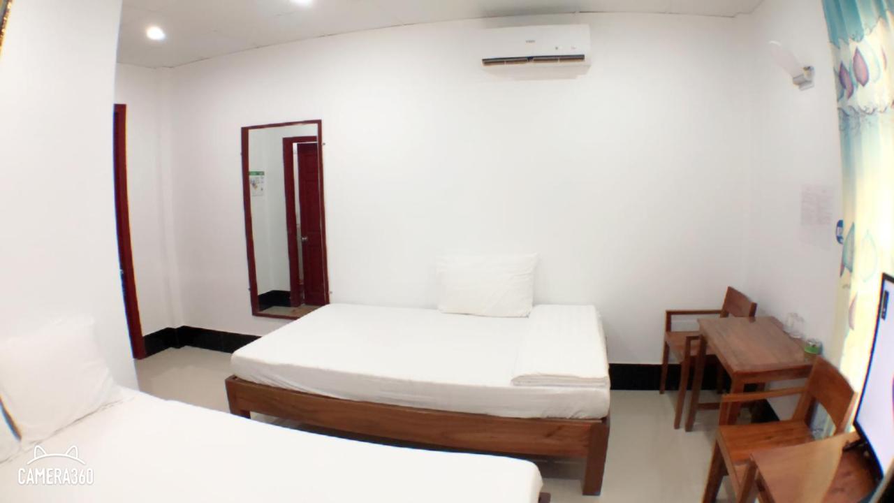 Ha Phat Hotel Duong Dong  Extérieur photo