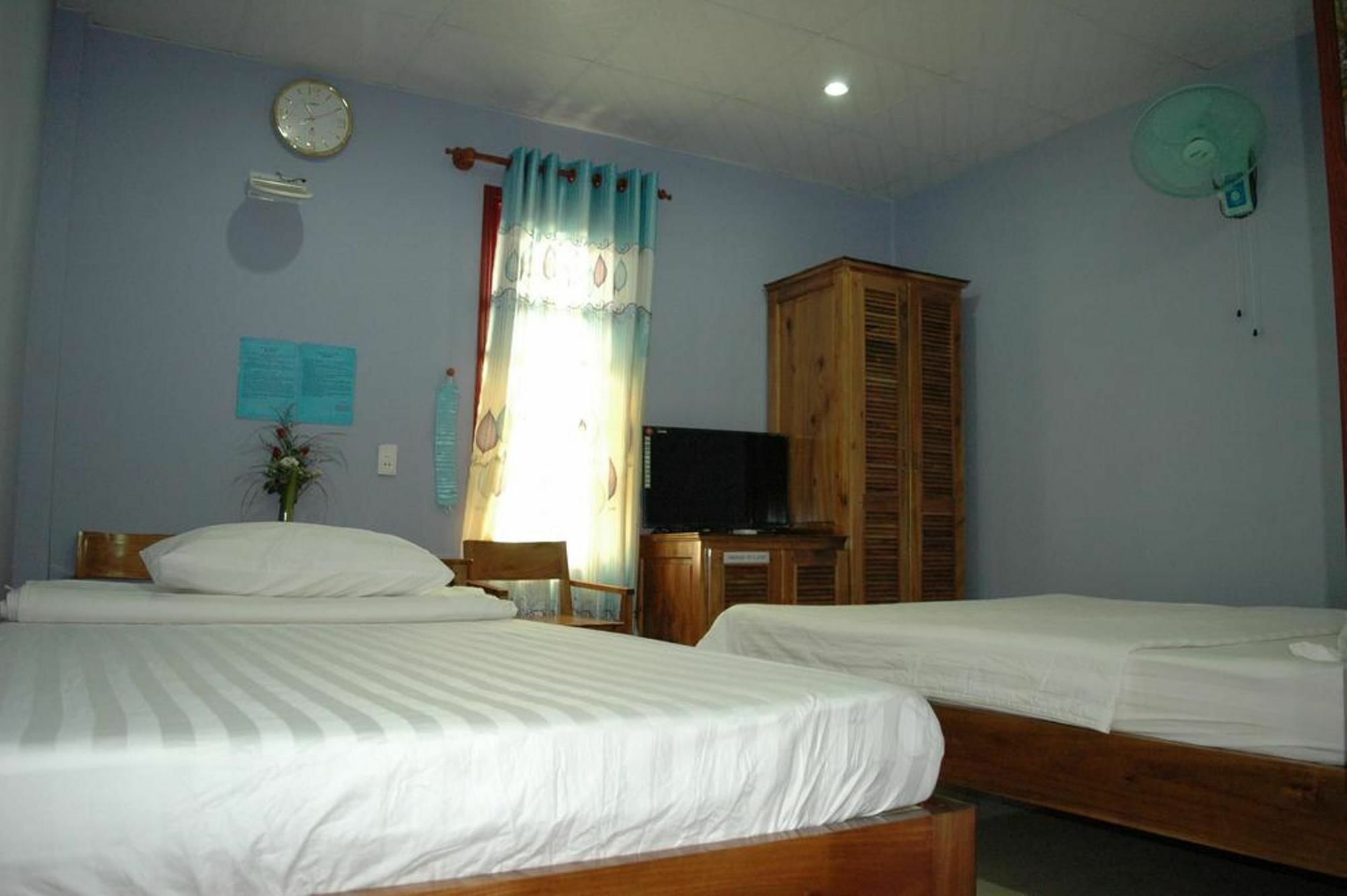 Ha Phat Hotel Duong Dong  Extérieur photo